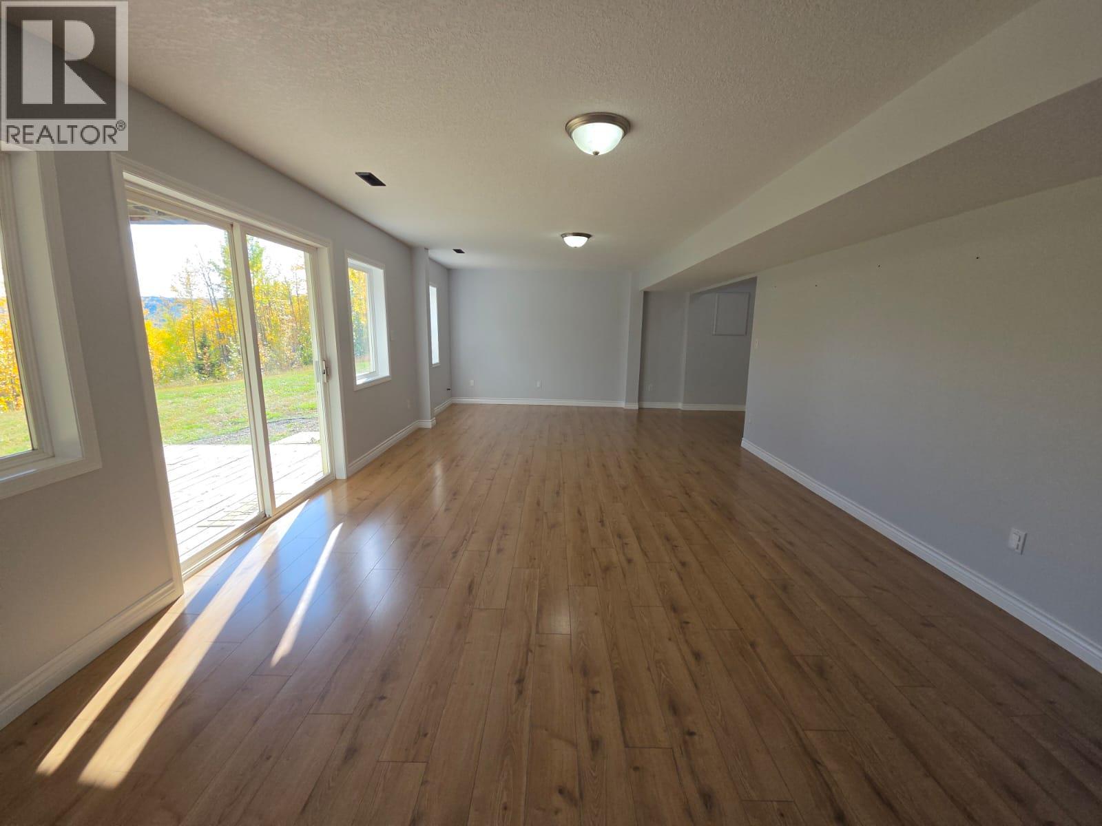 5153 45 Avenue NW, Chetwynd, British Columbia  V0C 1J0 - Photo 8 - 10377697