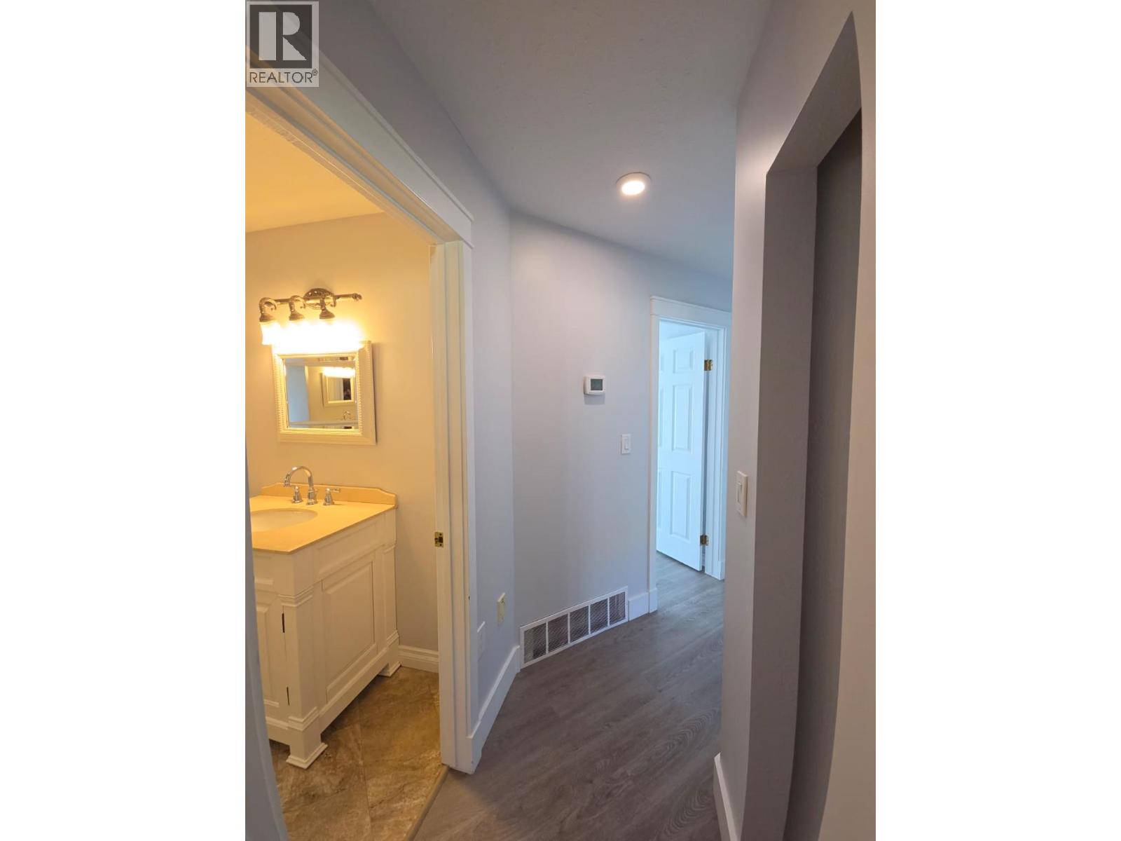5153 45 Avenue NW, Chetwynd, British Columbia  V0C 1J0 - Photo 36 - 10377697