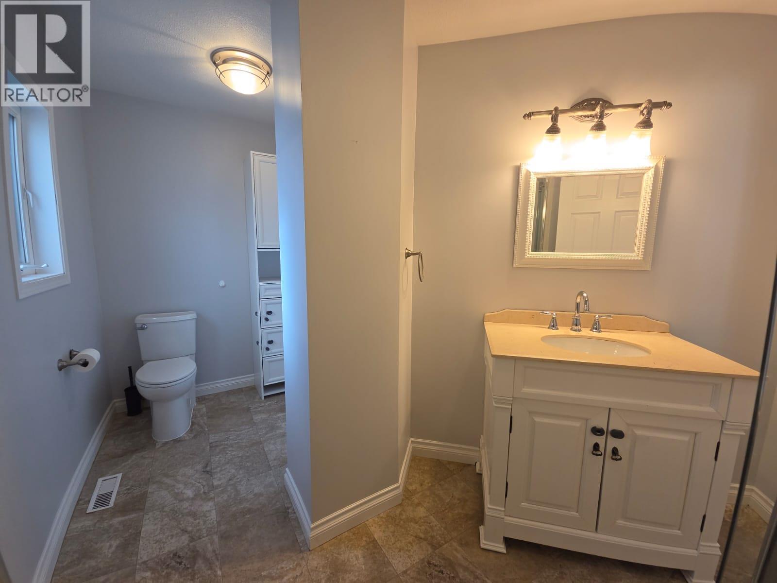 5153 45 Avenue NW, Chetwynd, British Columbia  V0C 1J0 - Photo 25 - 10377697