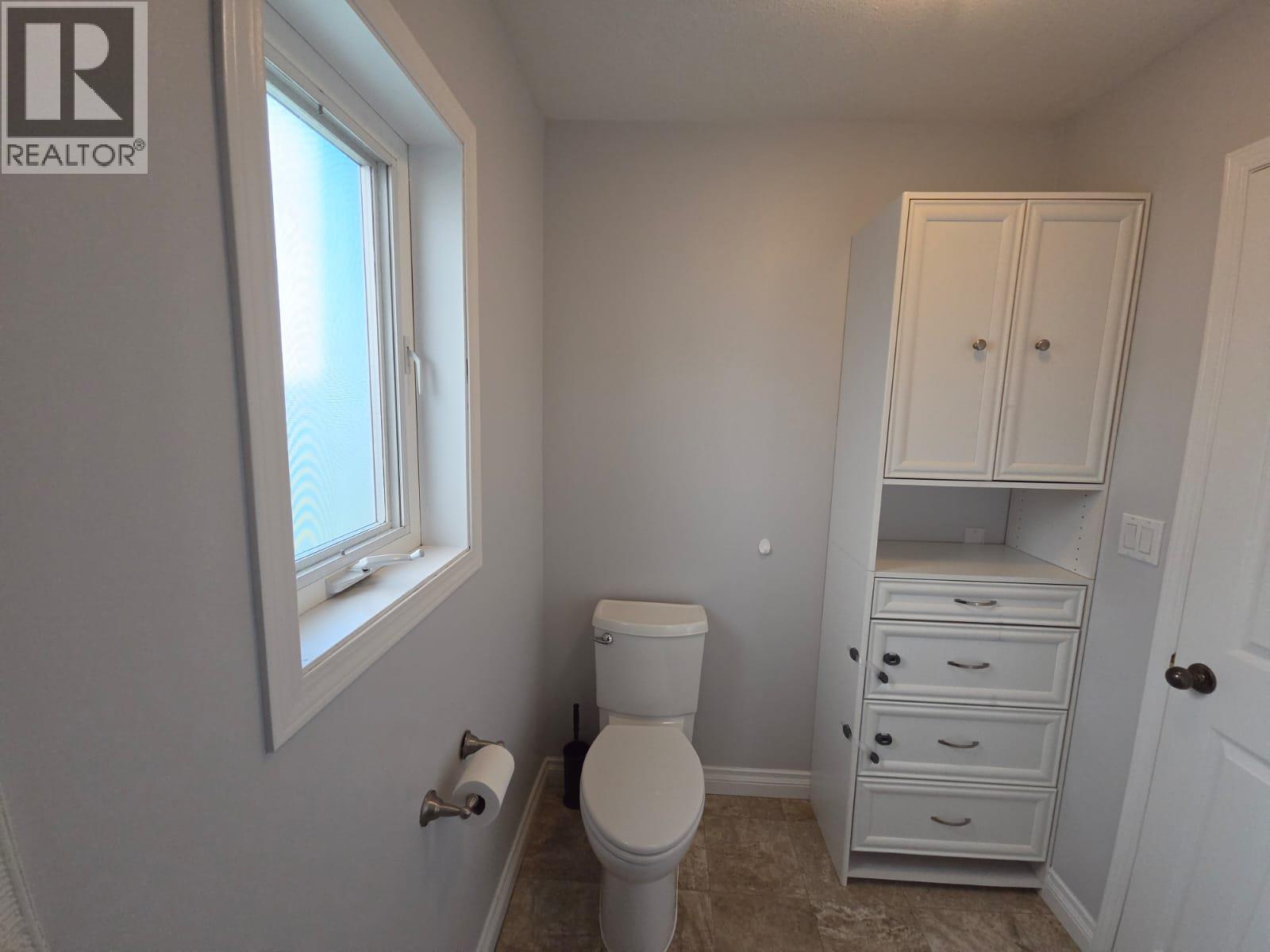 5153 45 Avenue NW, Chetwynd, British Columbia  V0C 1J0 - Photo 26 - 10377697