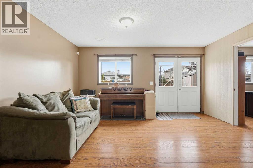 58 Cimarron Meadows Road, Okotoks, Alberta  T1S 1T6 - Photo 3 - A2345308