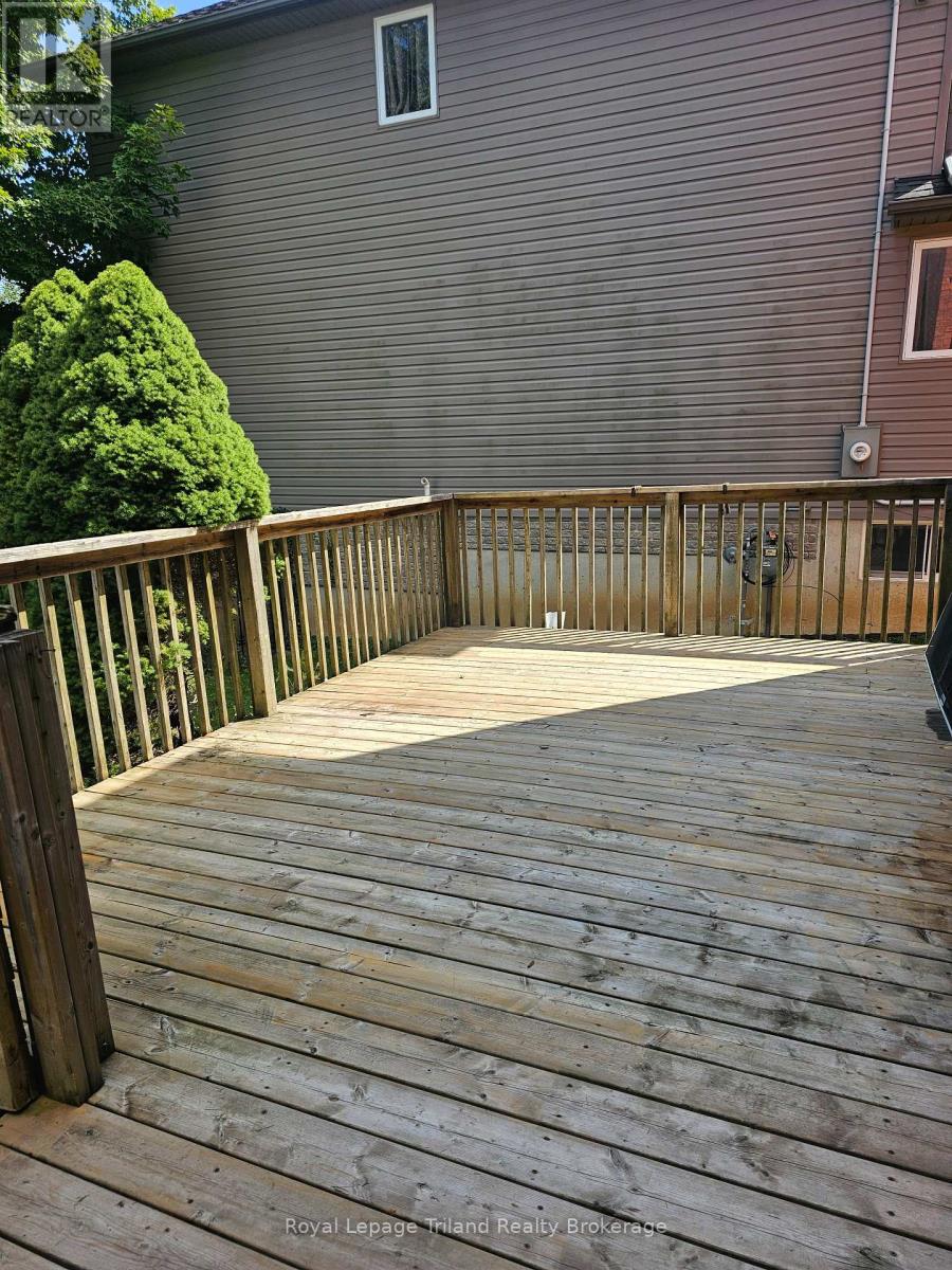 86 Victoria Street N, Woodstock, Ontario  N4S 6V3 - Photo 3 - X13616924
