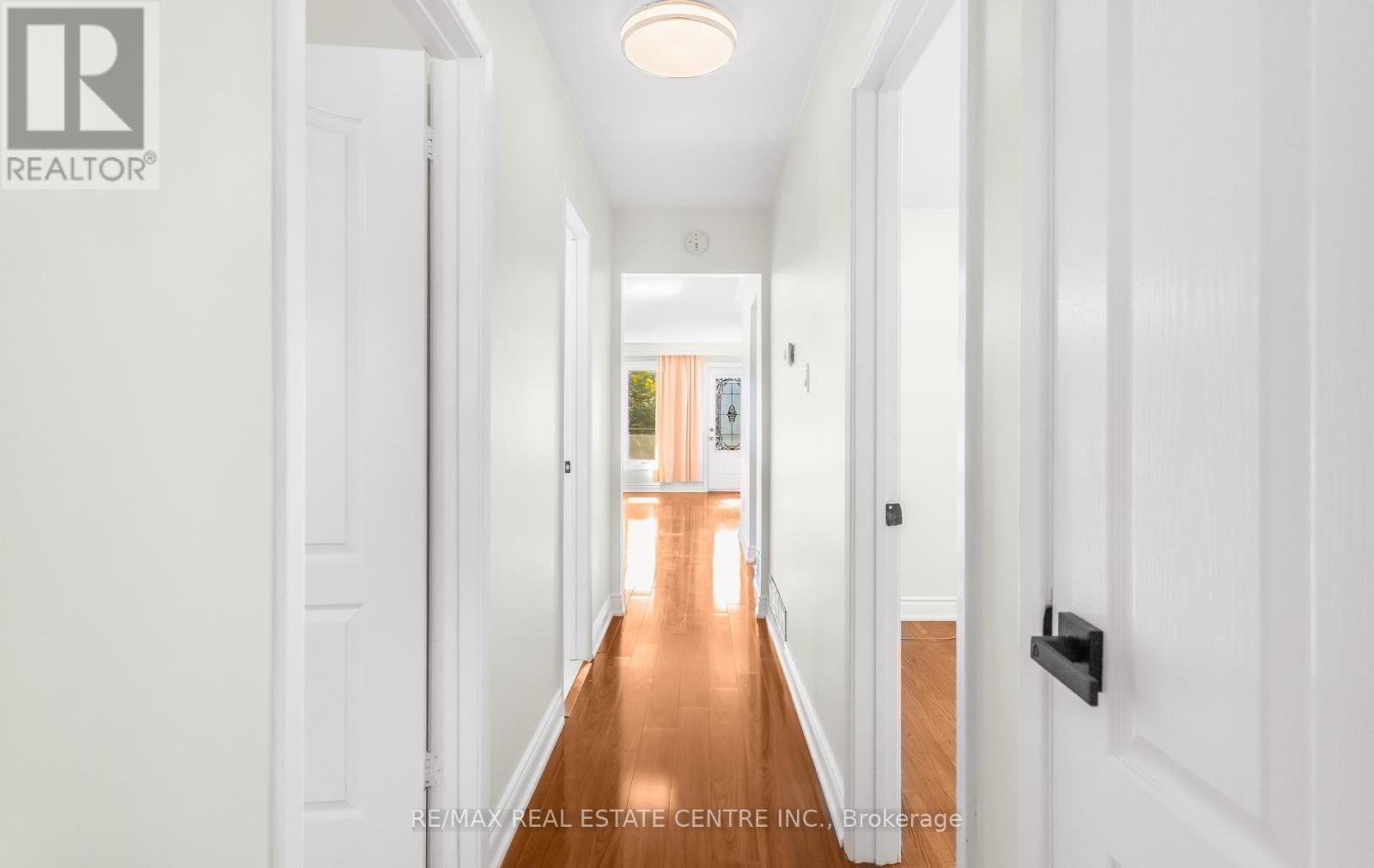 879 Consort Crescent, Mississauga, Ontario  L5C 1J8 - Photo 14 - W13822548