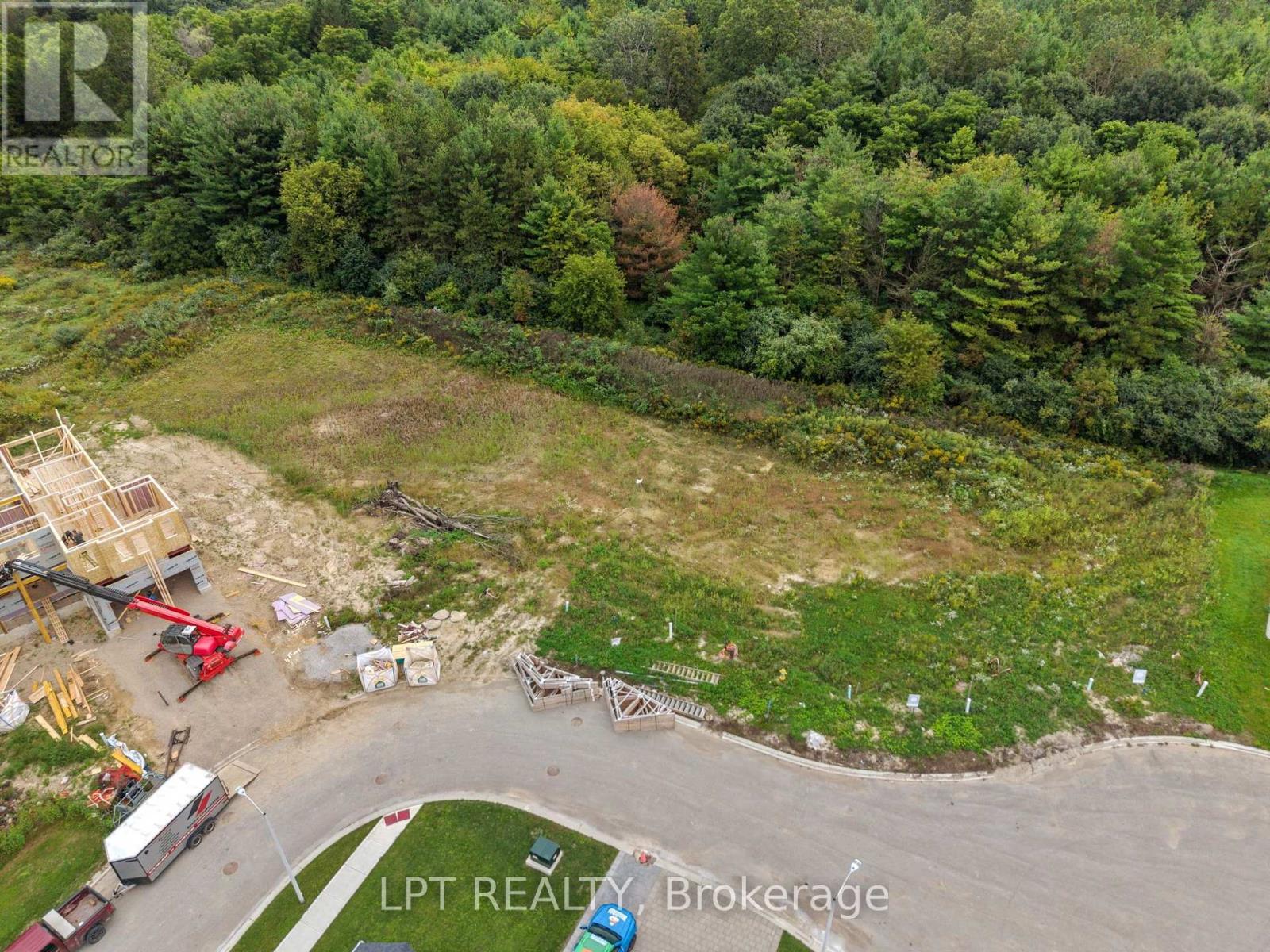 206 Merritt Court, North Middlesex, Ontario  N0M 2K0 - Photo 4 - X13826784