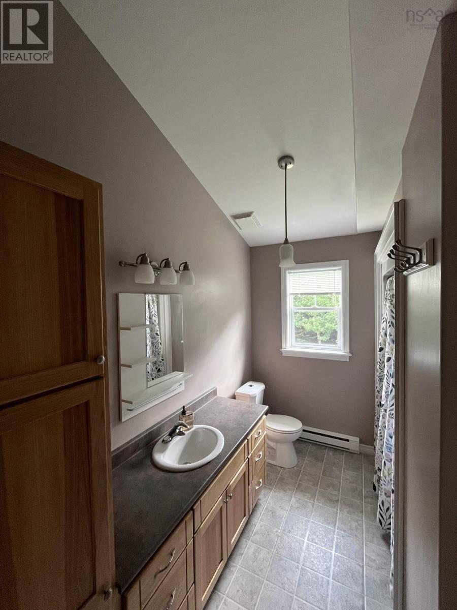 586 West Porters Lake Road, Porters Lake, Nova Scotia  B3E 1K5 - Photo 17 - 202624305