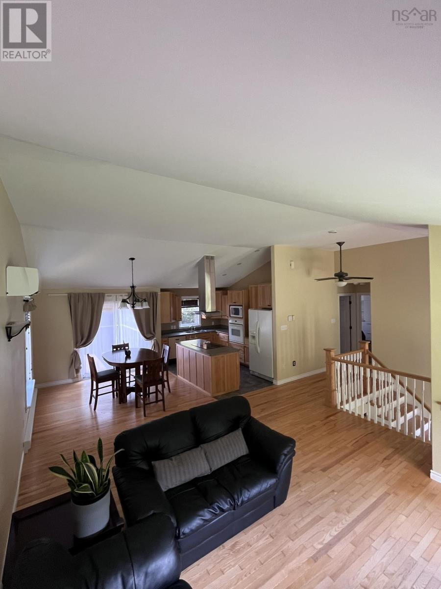 586 West Porters Lake Road, Porters Lake, Nova Scotia  B3E 1K5 - Photo 7 - 202624305