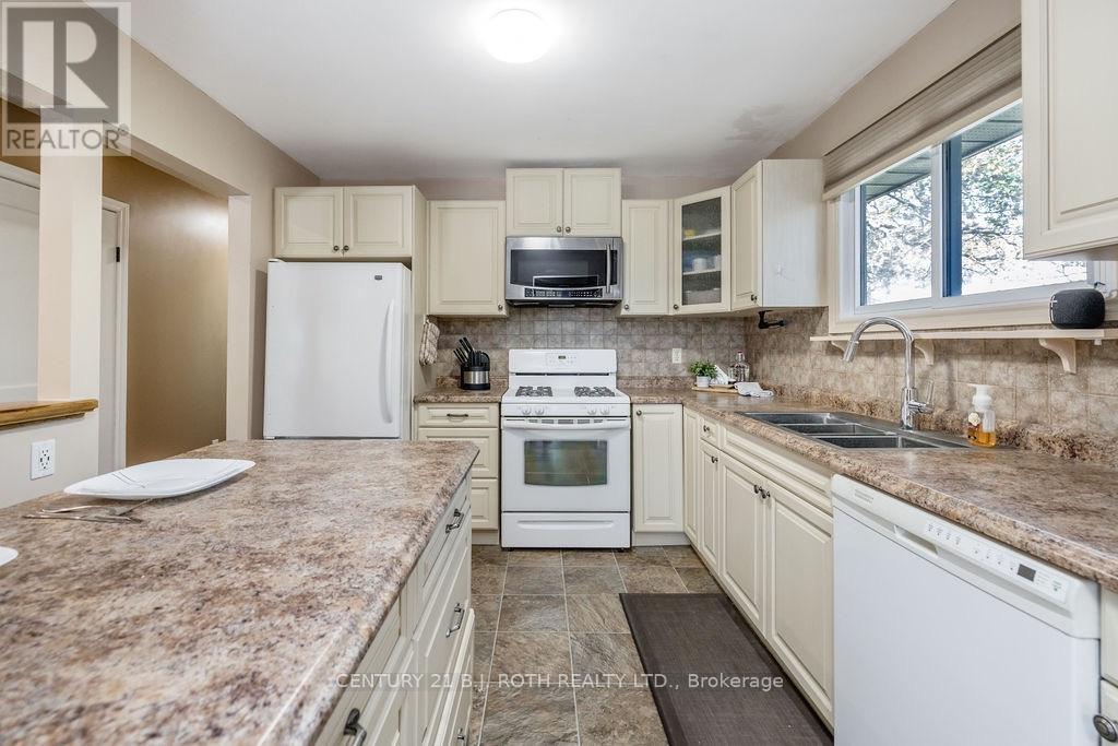 234 Oxford Street, Orillia, Ontario  L3V 1H7 - Photo 13 - S13826778