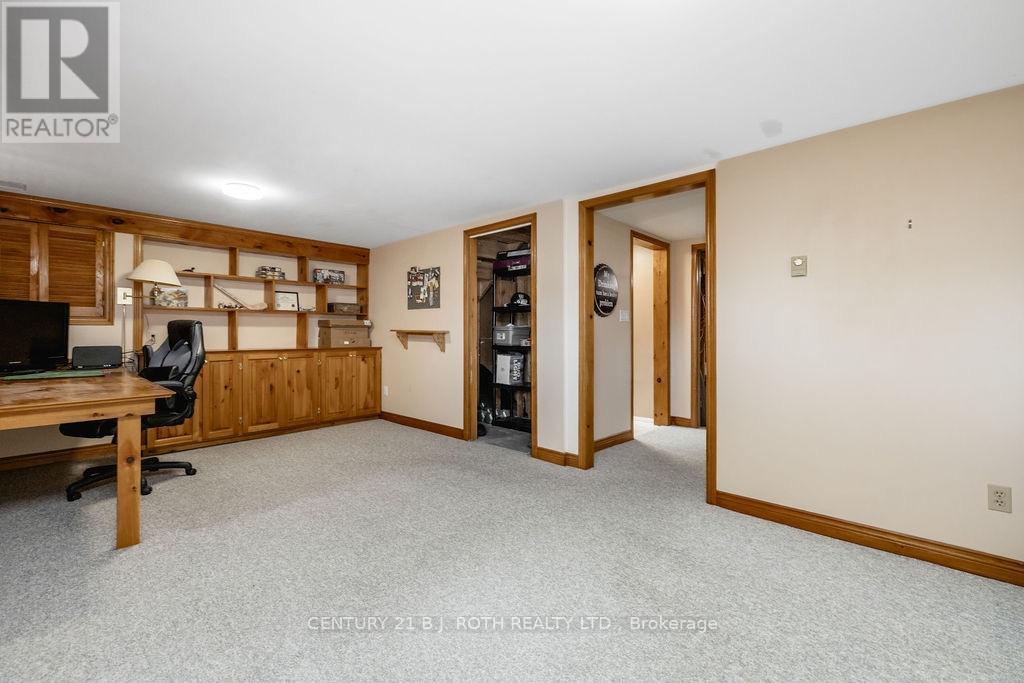 234 Oxford Street, Orillia, Ontario  L3V 1H7 - Photo 34 - S13826778