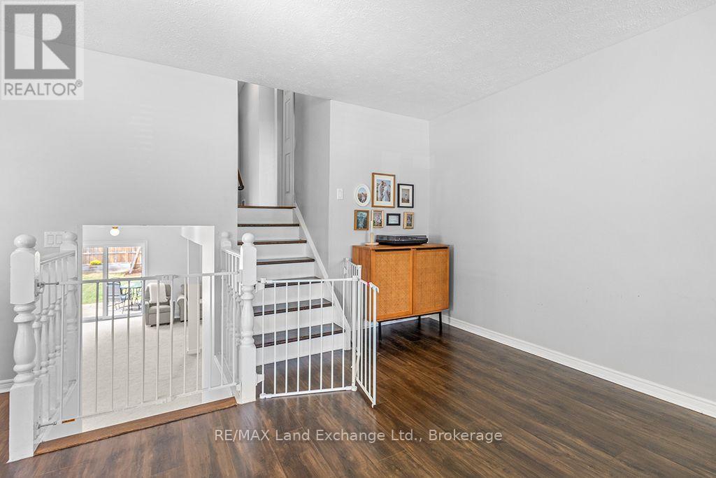 302 Bricker Street, Saugeen Shores, Ontario  N0H 2C1 - Photo 14 - X13826814