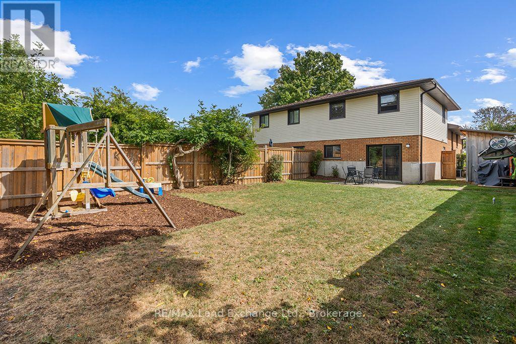 302 Bricker Street, Saugeen Shores, Ontario  N0H 2C1 - Photo 38 - X13826814