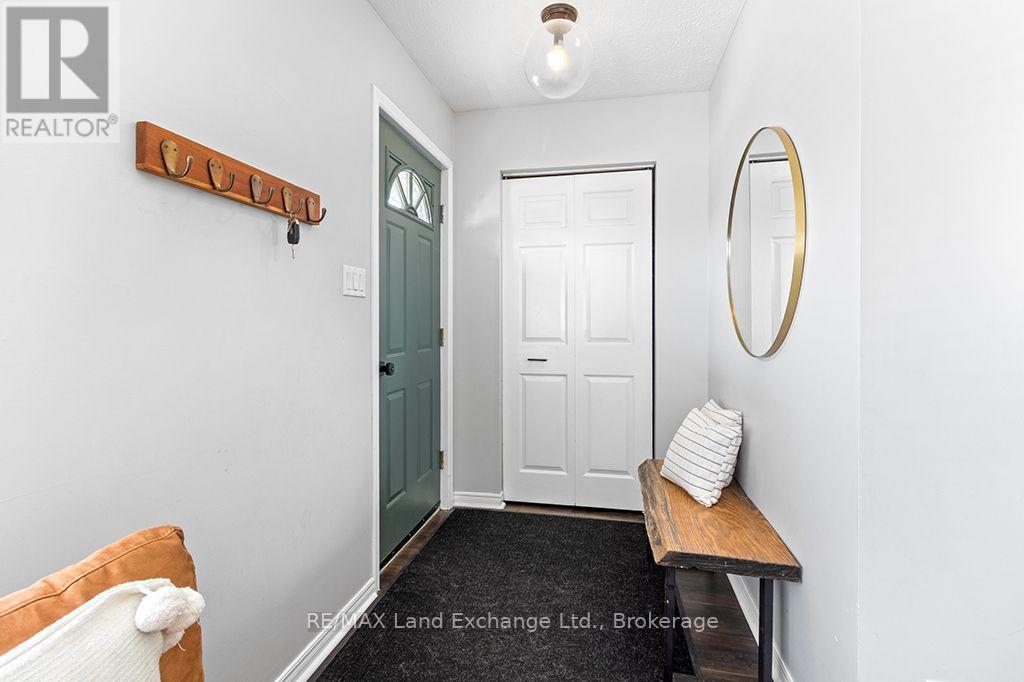 302 Bricker Street, Saugeen Shores, Ontario  N0H 2C1 - Photo 8 - X13826814
