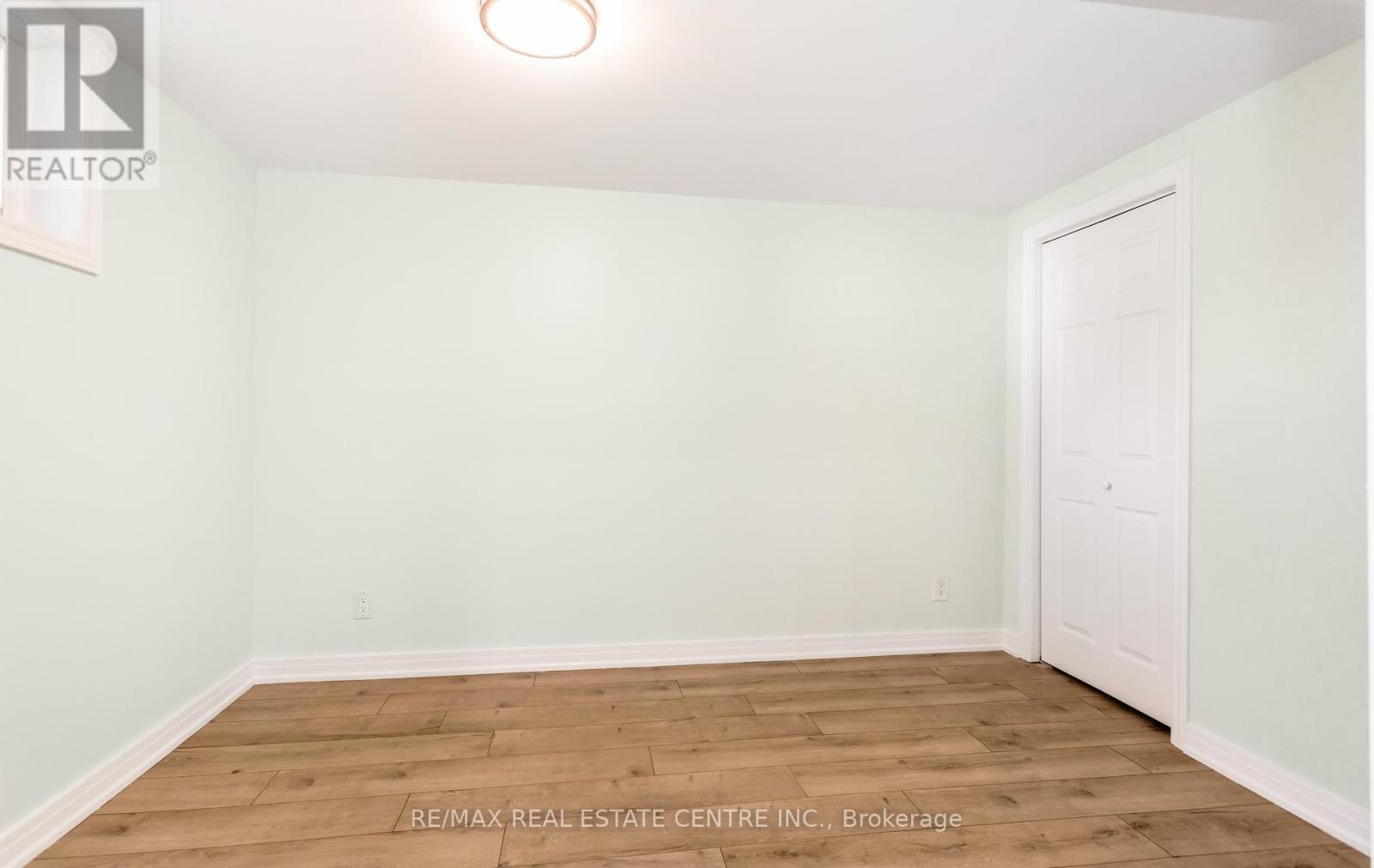 879 Consort Crescent, Mississauga, Ontario  L5C 1J8 - Photo 37 - W13822548