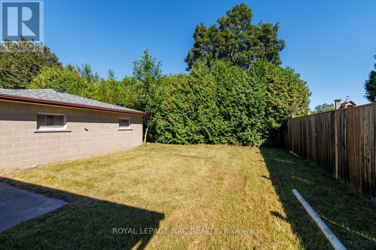 6437 Margaret Street, Niagara Falls, Ontario  L2G 2T6 - Photo 33 - X13826840