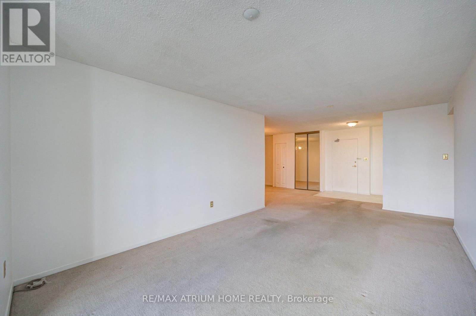 3131 Bridletowne Circle, Toronto, Ontario  M1W 2S9 - Photo 14 - E13826820