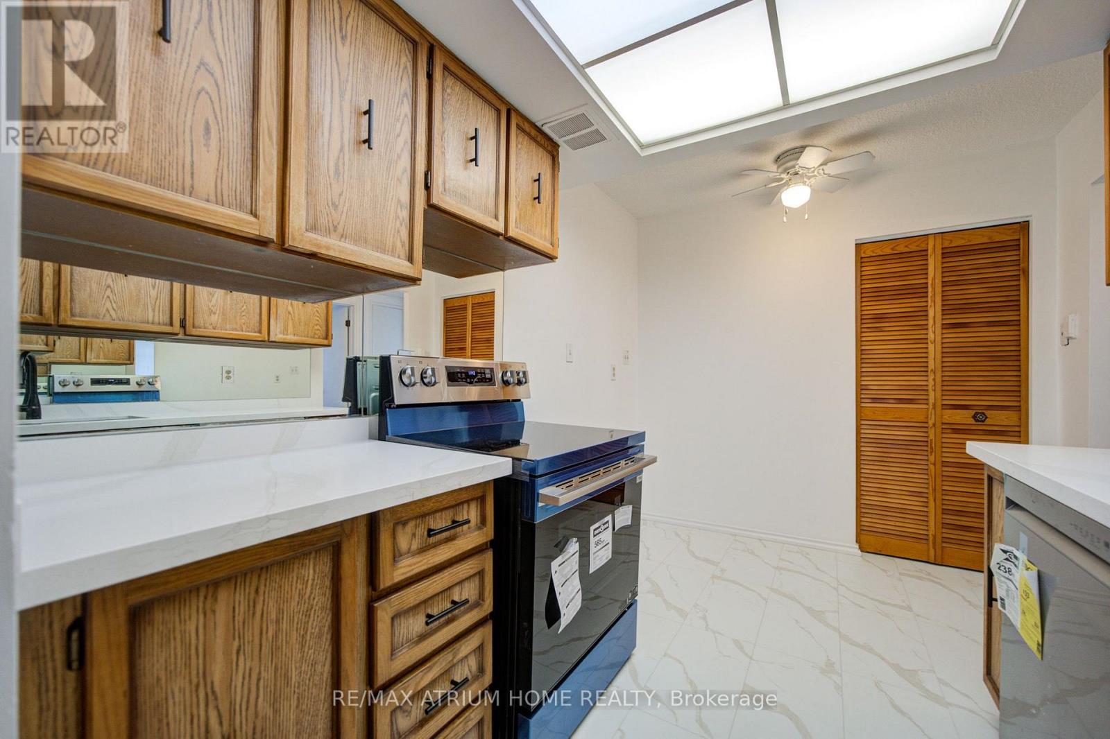 3131 Bridletowne Circle, Toronto, Ontario  M1W 2S9 - Photo 16 - E13826820