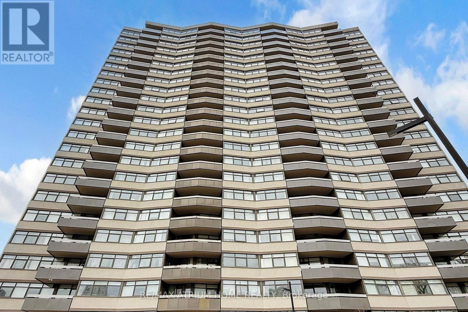 3131 Bridletowne Circle, Toronto, Ontario  M1W 2S9 - Photo 5 - E13826820