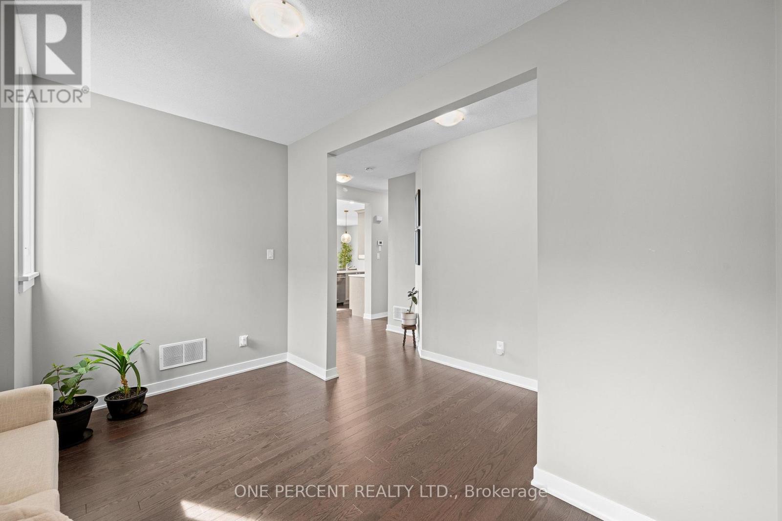 14 Stanzel Drive, Carleton Place, Ontario  K7C 0H8 - Photo 4 - X13826866
