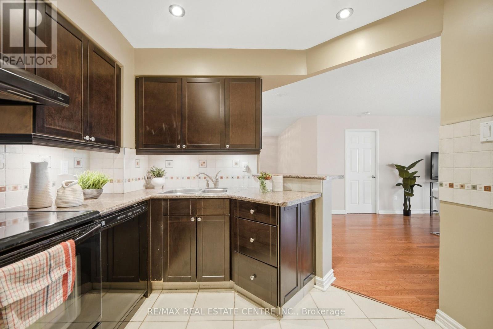 1414 - 8501 Bayview Avenue, Richmond Hill, Ontario  L4B 3J7 - Photo 14 - N13725236