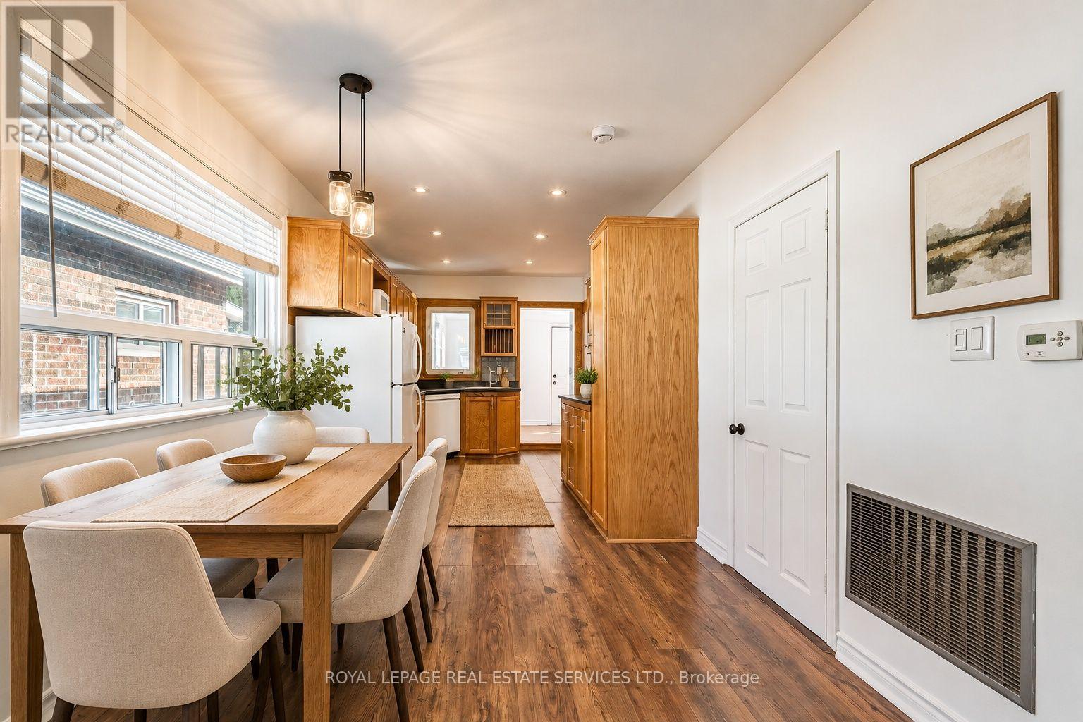 37 Seventeenth Street, Toronto, Ontario  M8V 3K2 - Photo 15 - W13765714