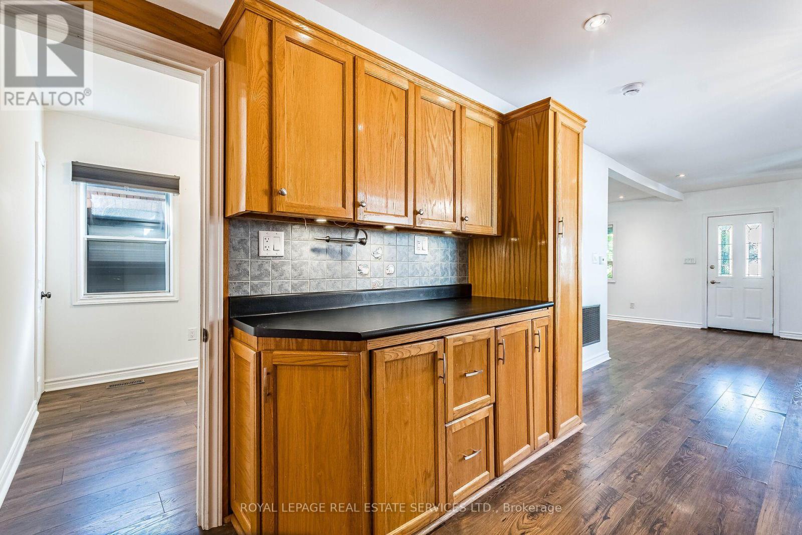 37 Seventeenth Street, Toronto, Ontario  M8V 3K2 - Photo 19 - W13765714