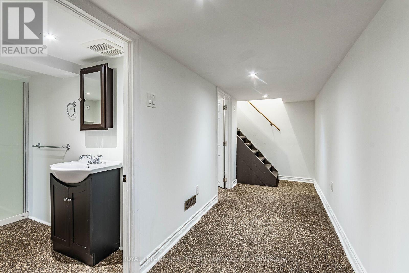 37 Seventeenth Street, Toronto, Ontario  M8V 3K2 - Photo 40 - W13765714