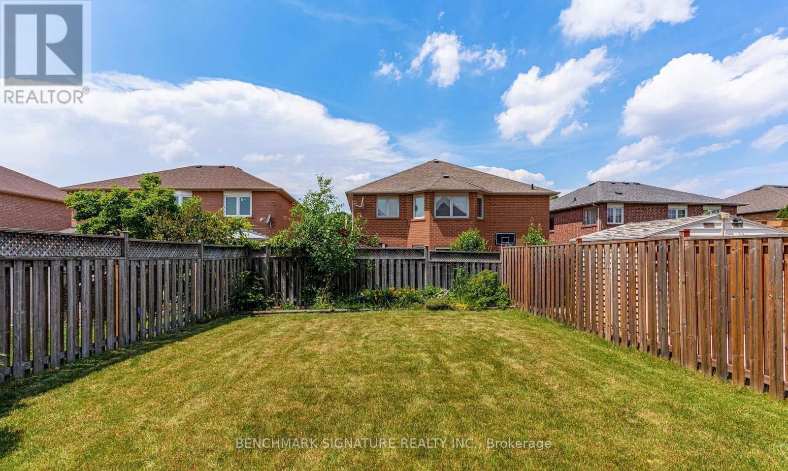 36 Twisted Oak Street, Brampton, Ontario  L6R 1T1 - Photo 37 - W13826844