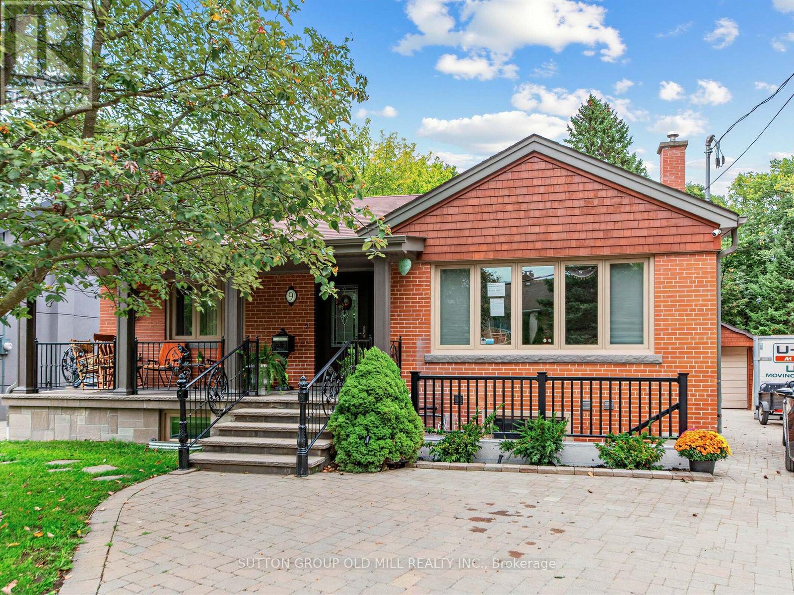 MAIN - 9 WESTBANK CRESCENT, Toronto, Ontario