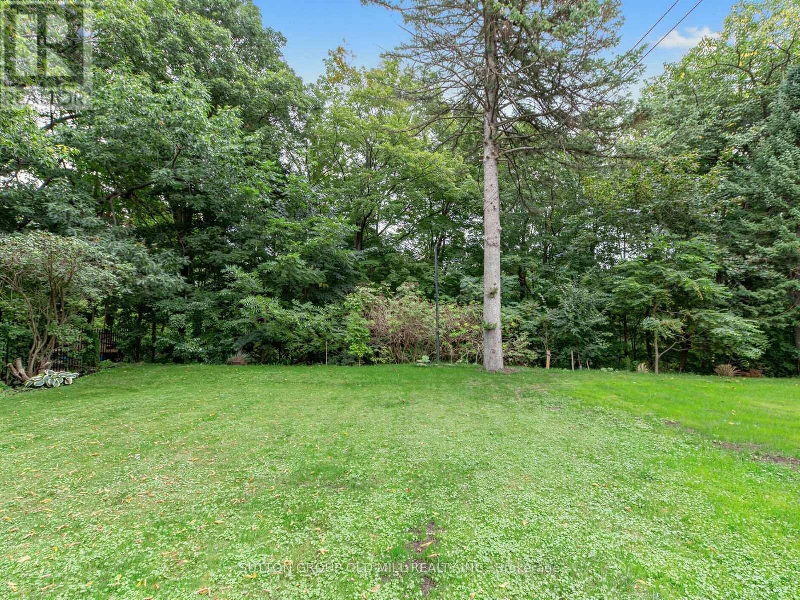 Main - 9 Westbank Crescent, Toronto, Ontario  M9P 1S4 - Photo 30 - W13826874