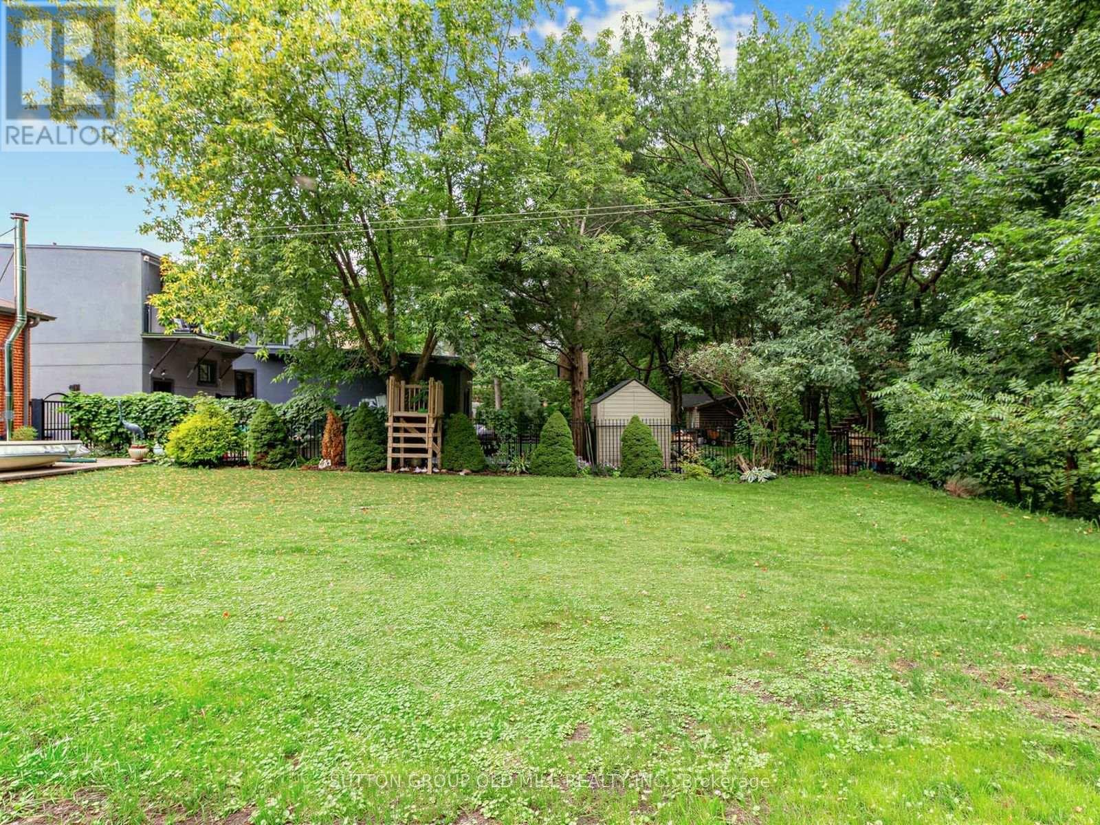 Main - 9 Westbank Crescent, Toronto, Ontario  M9P 1S4 - Photo 34 - W13826874