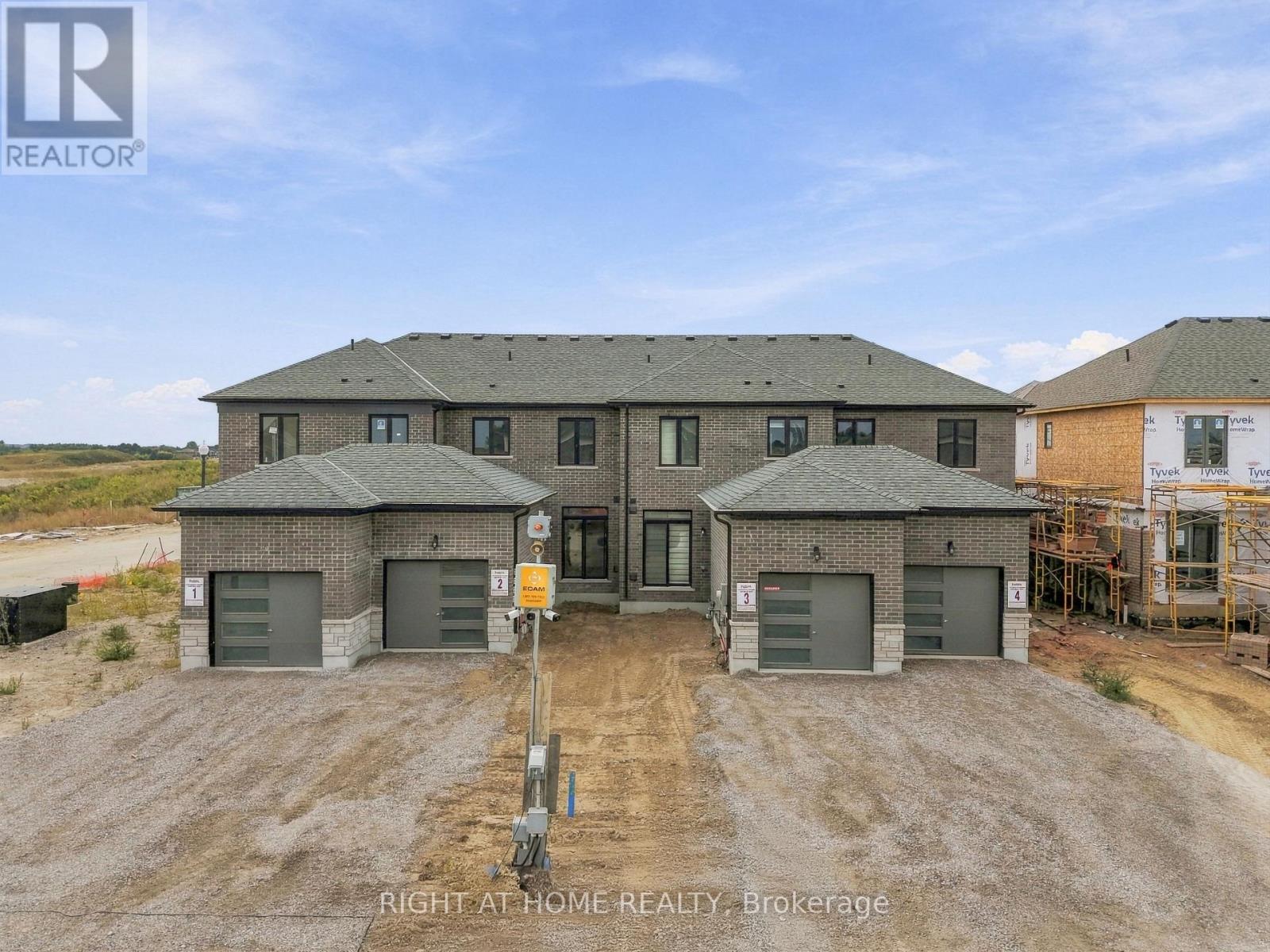 1128 Periwinkle Crescent, Woodstock, Ontario  N4T 0R5 - Photo 2 - X13826876