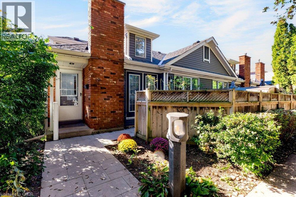 175 FIDDLERS GREEN Drive Unit# 19, Ancaster, Ontario