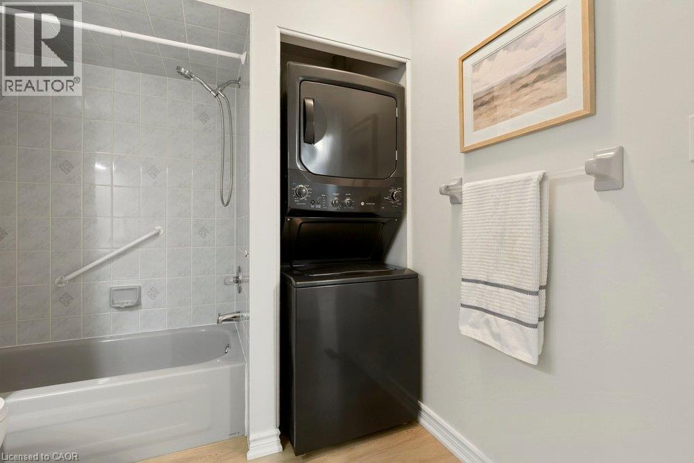 175 Fiddlers Green Drive Unit# 19, Ancaster, Ontario  L9G 4X7 - Photo 35 - 40866505