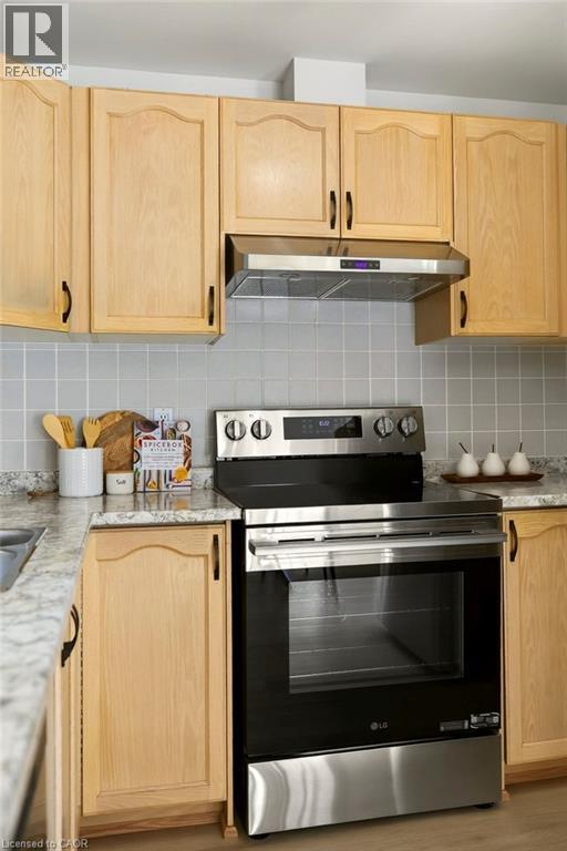 175 Fiddlers Green Drive Unit# 19, Ancaster, Ontario  L9G 4X7 - Photo 16 - 40866505