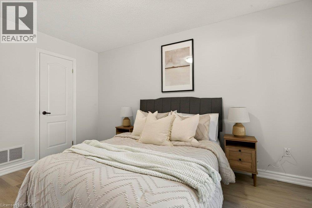 175 Fiddlers Green Drive Unit# 19, Ancaster, Ontario  L9G 4X7 - Photo 32 - 40866505