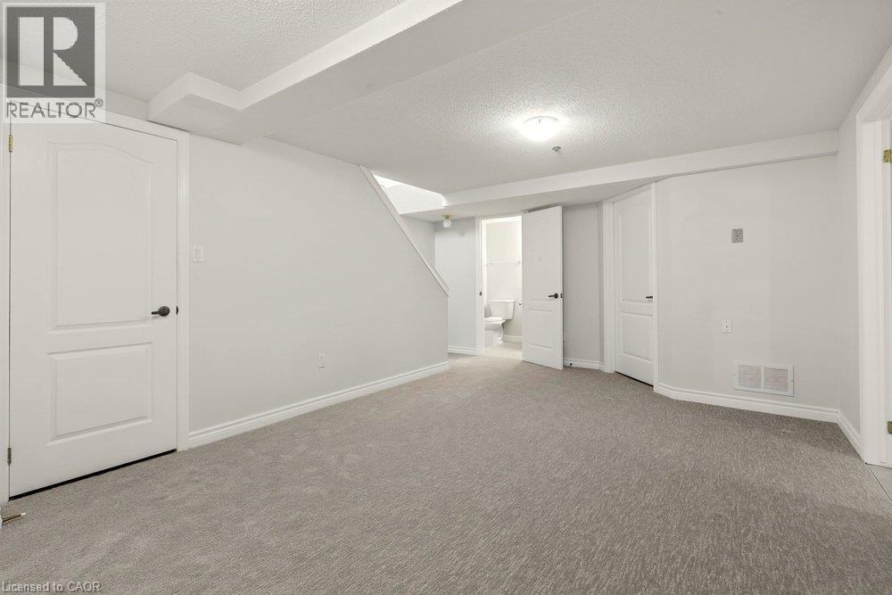 175 Fiddlers Green Drive Unit# 19, Ancaster, Ontario  L9G 4X7 - Photo 42 - 40866505