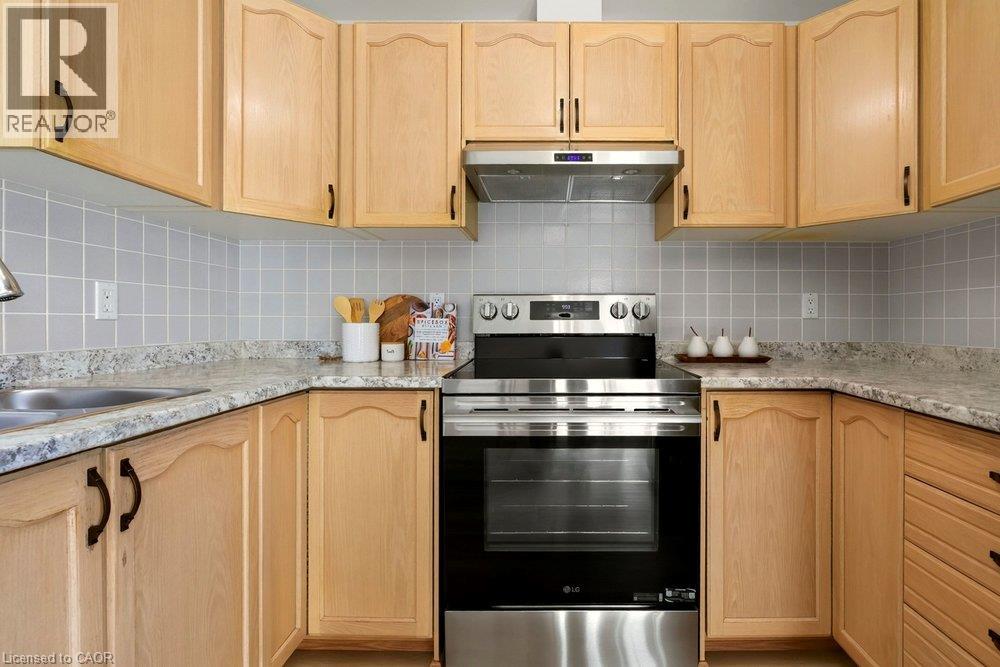 175 Fiddlers Green Drive Unit# 19, Ancaster, Ontario  L9G 4X7 - Photo 19 - 40866505