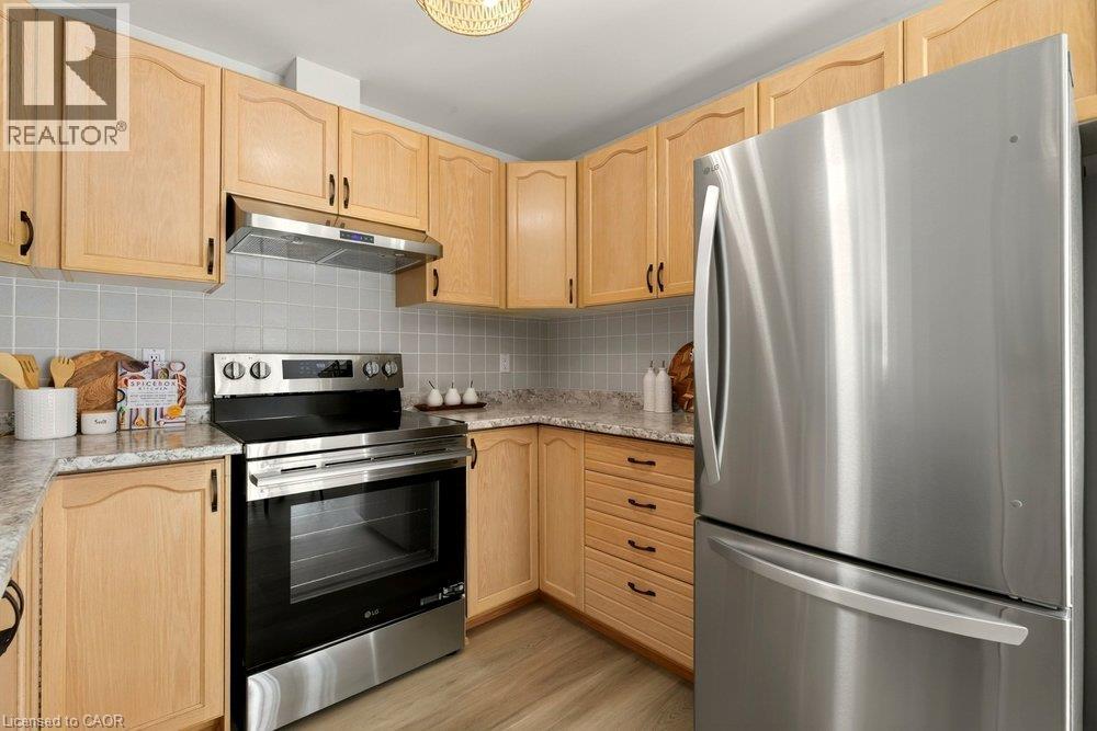 175 Fiddlers Green Drive Unit# 19, Ancaster, Ontario  L9G 4X7 - Photo 21 - 40866505