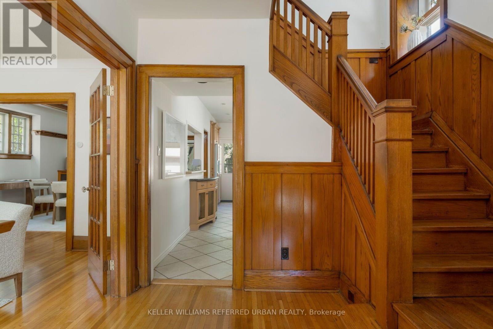 30 Baby Point Road, Toronto, Ontario  M6S 2G1 - Photo 16 - W13826584