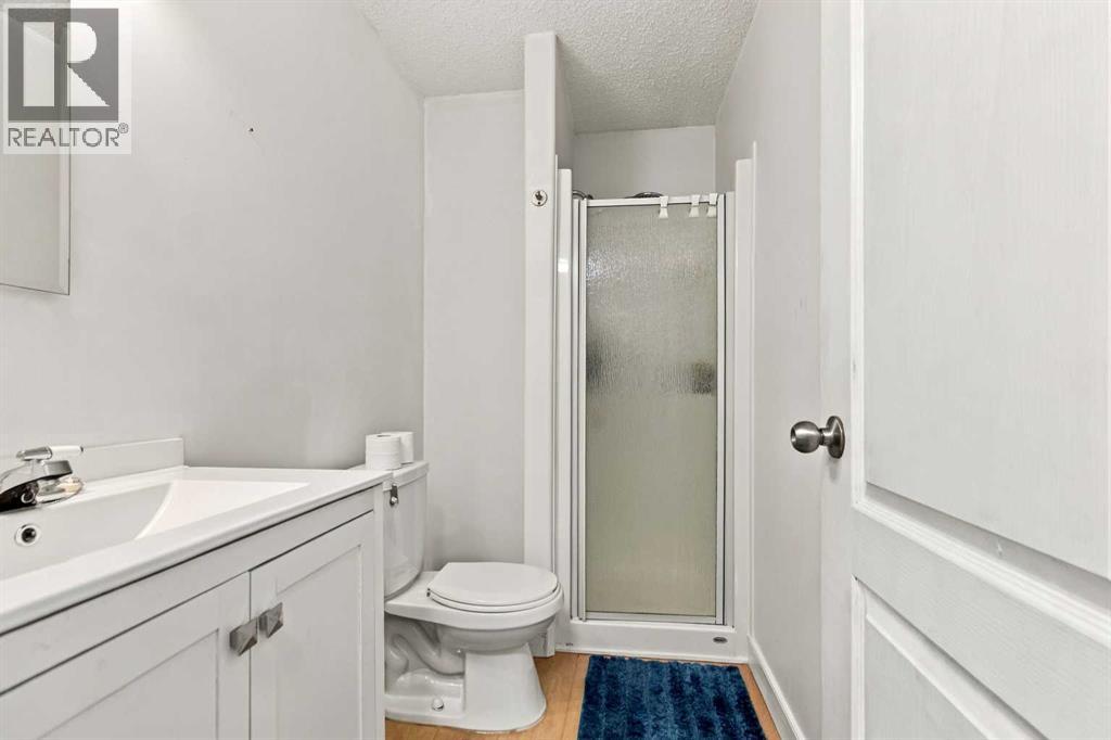 253 Grosbeak Way