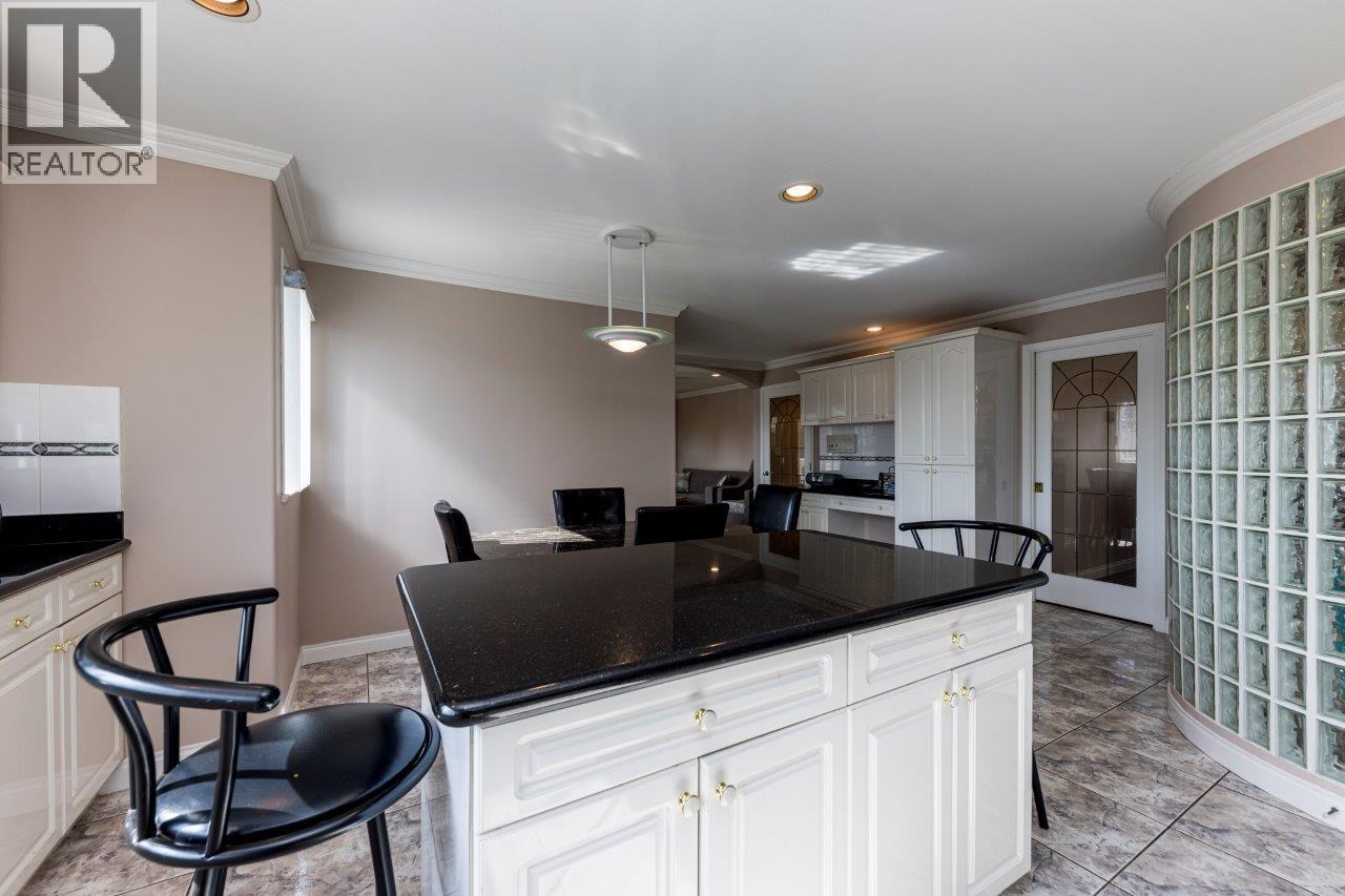 449 E 16th Street, North Vancouver, British Columbia  V7L 2T4 - Photo 11 - R3169537