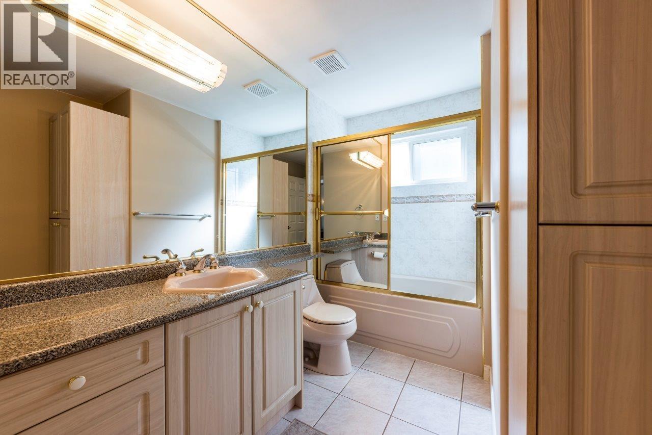449 E 16th Street, North Vancouver, British Columbia  V7L 2T4 - Photo 15 - R3169537
