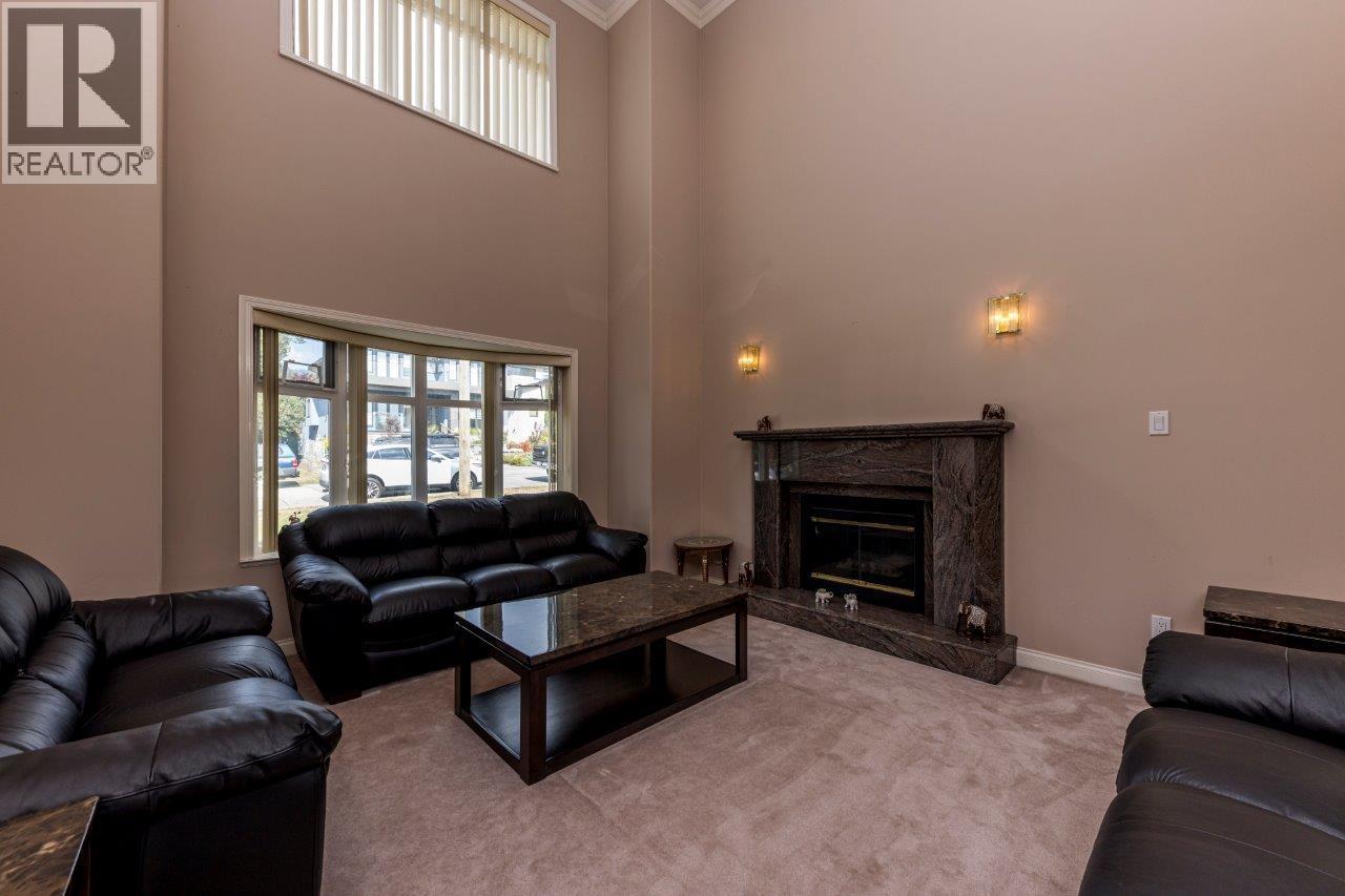 449 E 16th Street, North Vancouver, British Columbia  V7L 2T4 - Photo 5 - R3169537