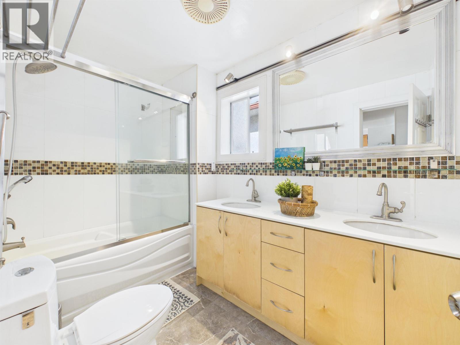 4605 Rupert Street, Vancouver, British Columbia V5R 2J4 - Photo 11 - R3169523