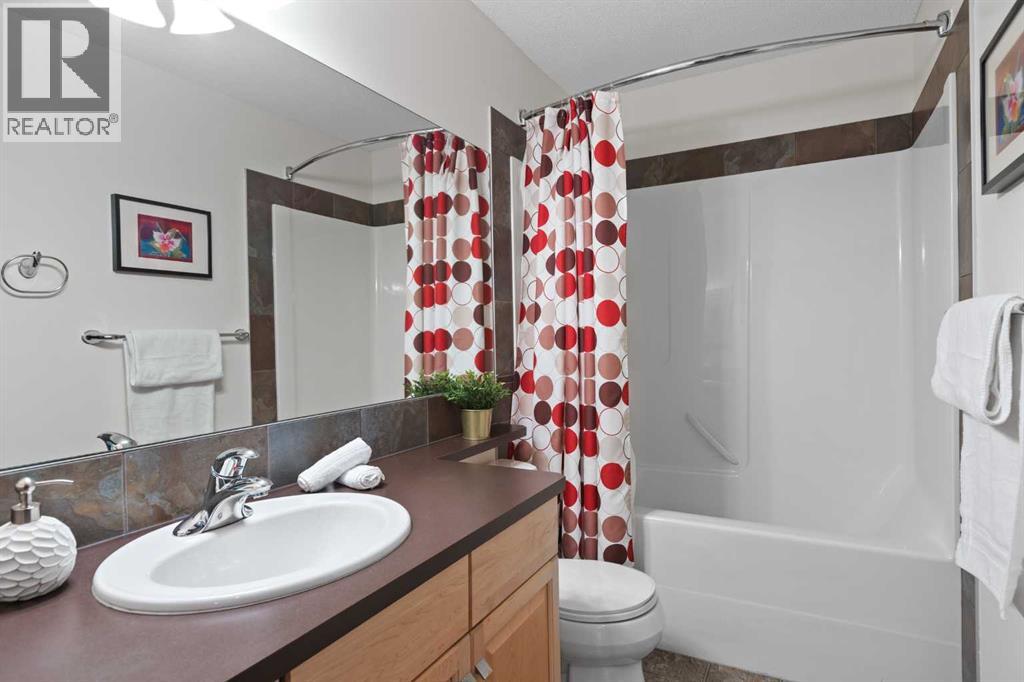 161 Prestwick Close Se, Calgary, Alberta  T2Z 4Y3 - Photo 13 - A2347332