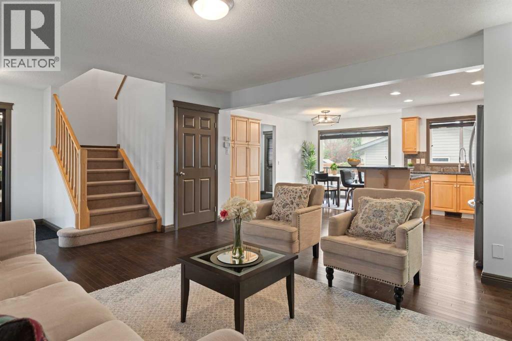 161 Prestwick Close Se, Calgary, Alberta  T2Z 4Y3 - Photo 7 - A2347332
