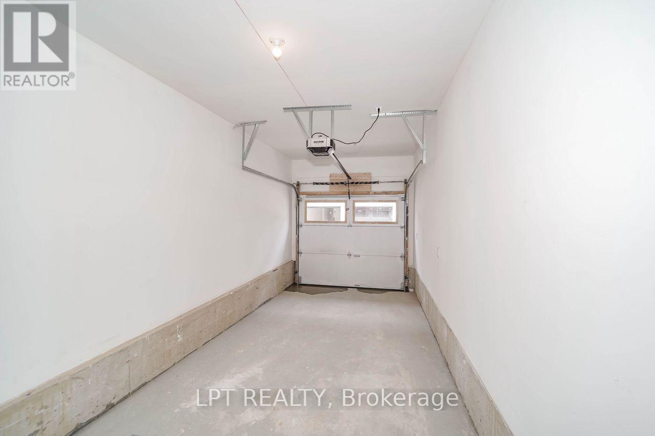 93 Matawin Lane, Richmond Hill, Ontario  L4B 0H8 - Photo 34 - N13826906