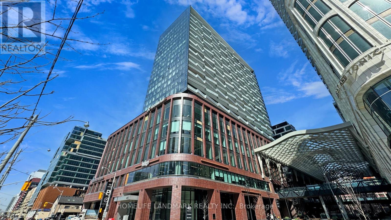 2004 - 480 FRONT STREET W, Toronto, Ontario