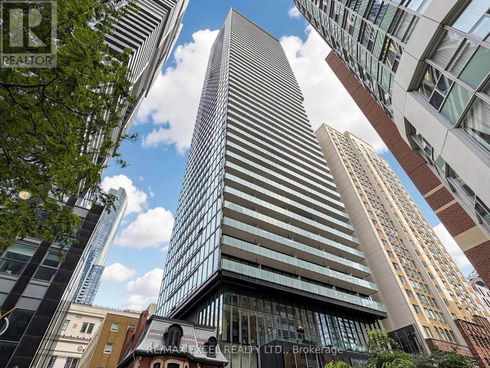 5004 - 15 Grenville Street, Toronto, Ontario  M4Y 0B9 - Photo 2 - C13826932