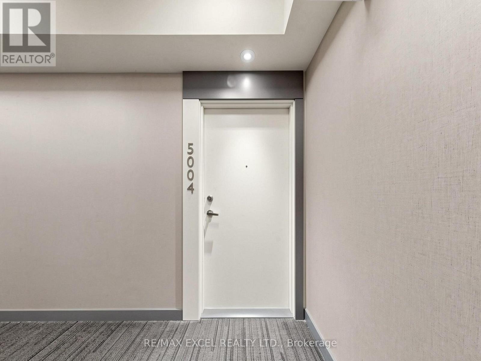 5004 - 15 Grenville Street, Toronto, Ontario  M4Y 0B9 - Photo 5 - C13826932