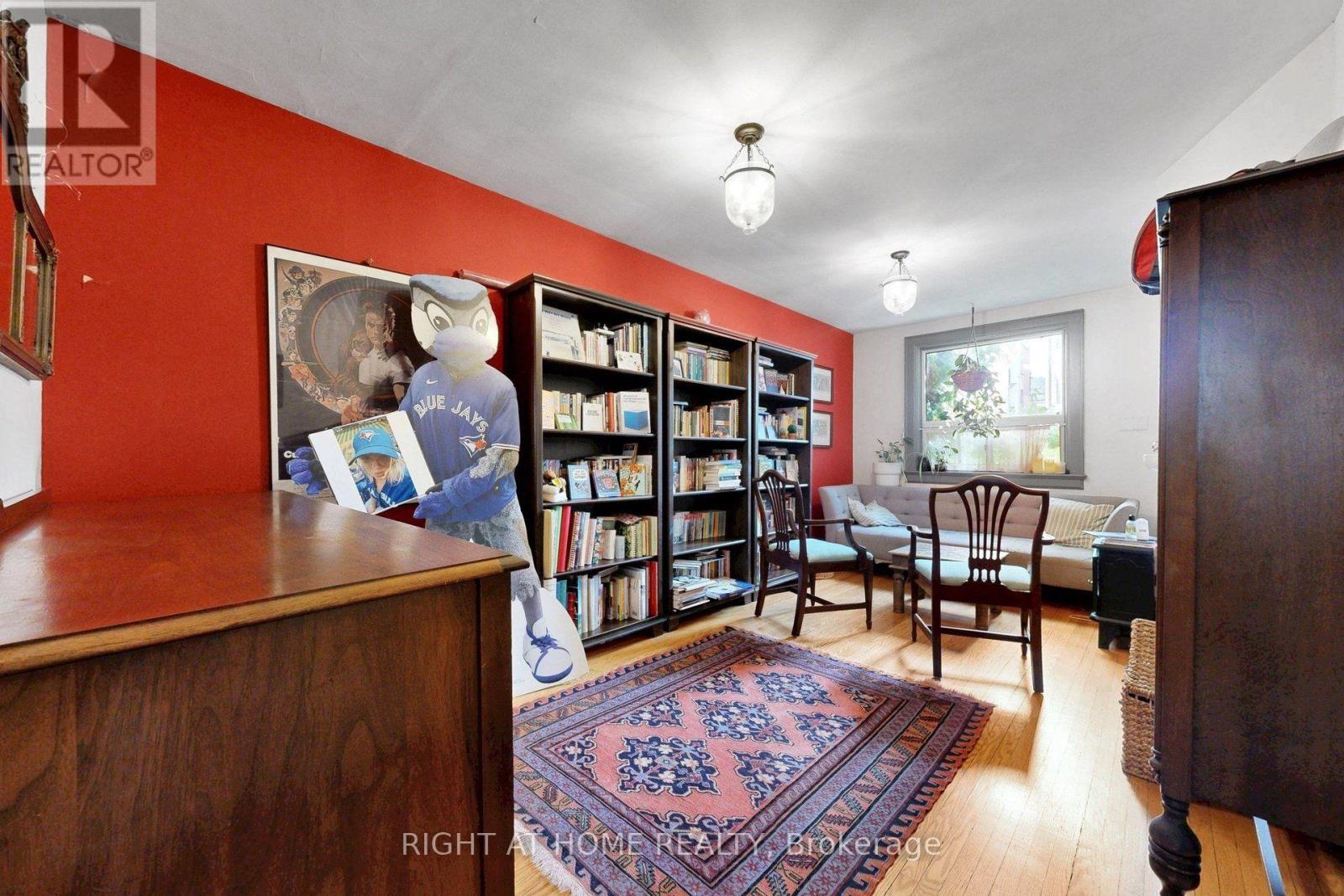 262 Lippincott Street, Toronto, Ontario  M5S 2P5 - Photo 6 - C13826960